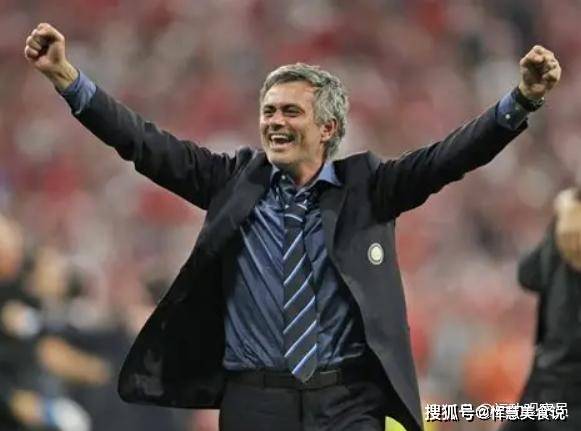 返教练席, 场不胜, 斯堡 返教练席, 场不胜, 斯堡