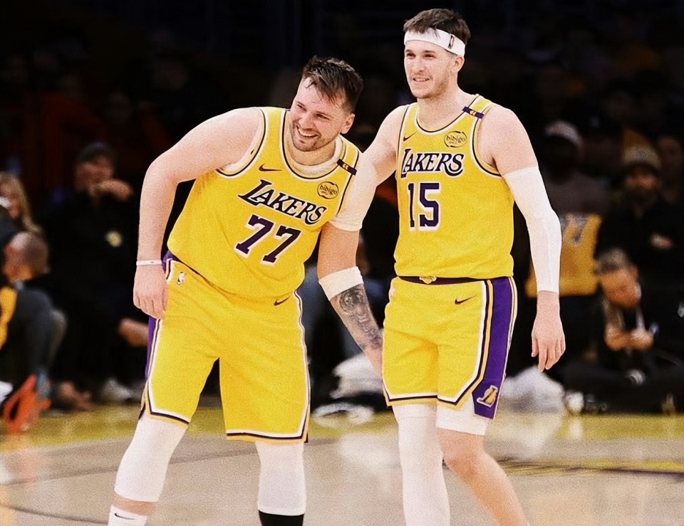 科尔见状乐, 攻强守弱的 科尔见状乐, 攻强守弱的